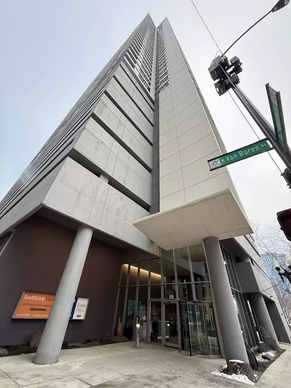 235 W Van Buren Street #1519, Chicago, IL 60607