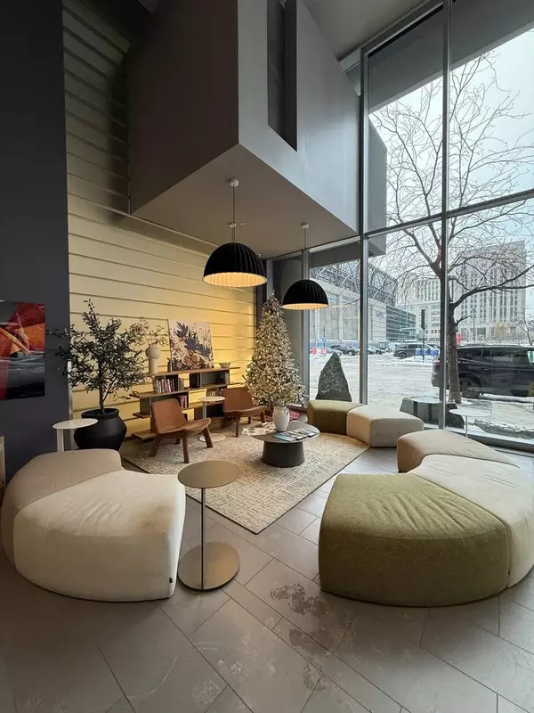 235 W Van Buren Street #1519, Chicago, IL 60607