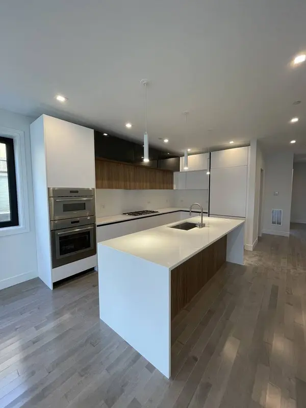 719 N Elizabeth Street #3S, Chicago, IL 60642