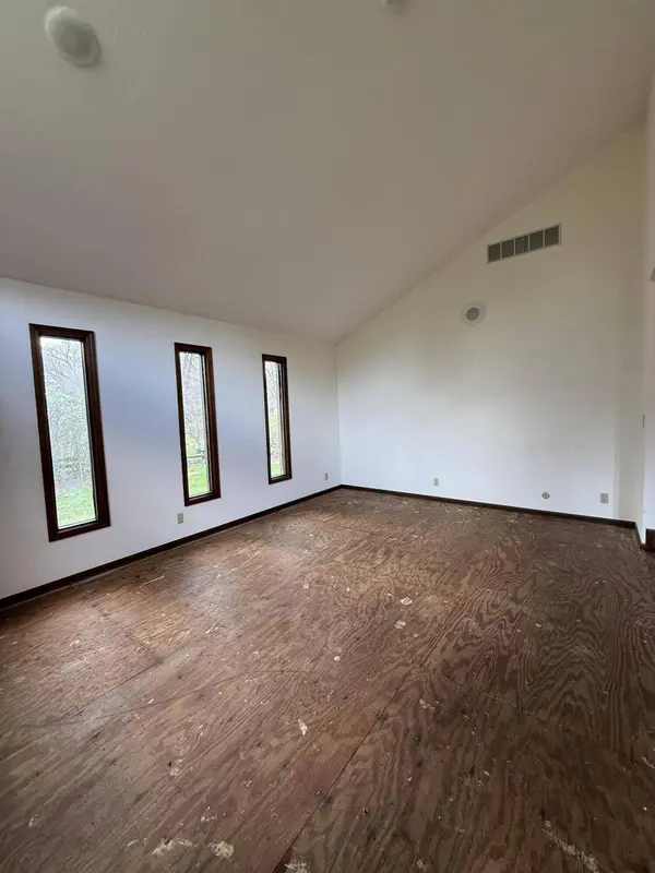 6707 W 400, Michigan City, IN 46360