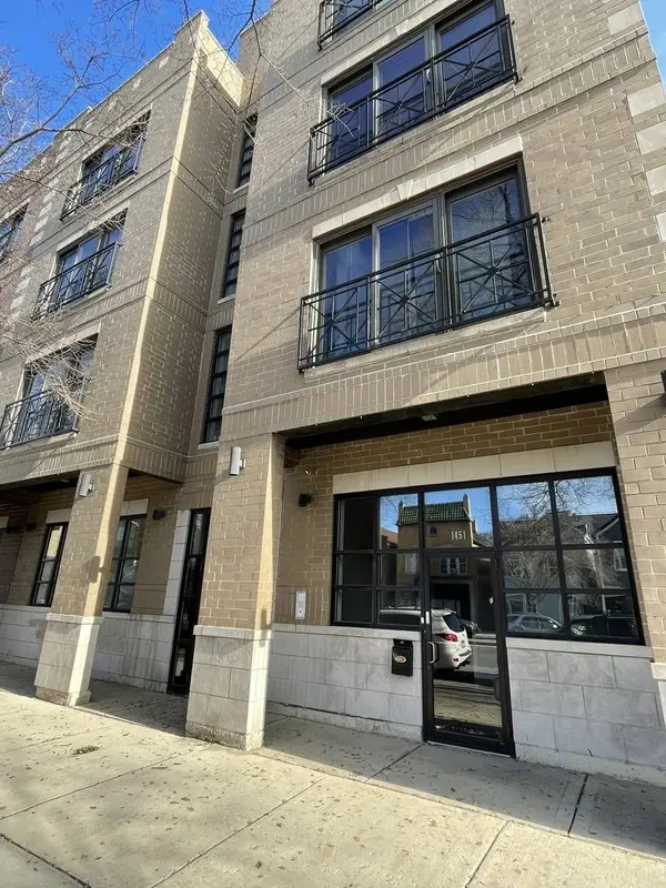1451 N ASHLAND AVE #S