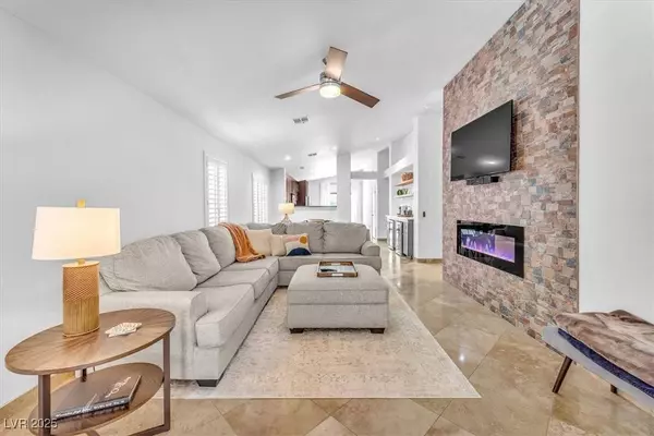 1212 Anime DR, Las Vegas, NV 89144