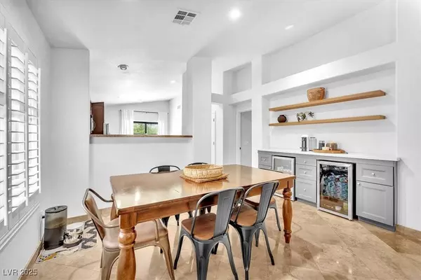 1212 Anime DR, Las Vegas, NV 89144