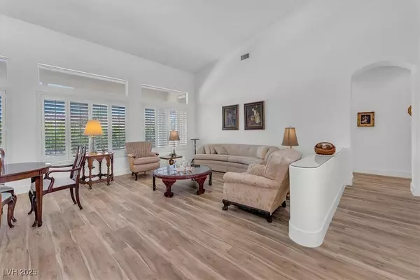 9916 Netherton DR, Las Vegas, NV 89134