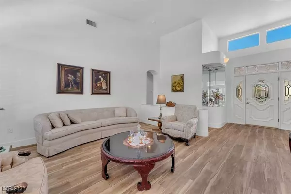 9916 Netherton DR, Las Vegas, NV 89134