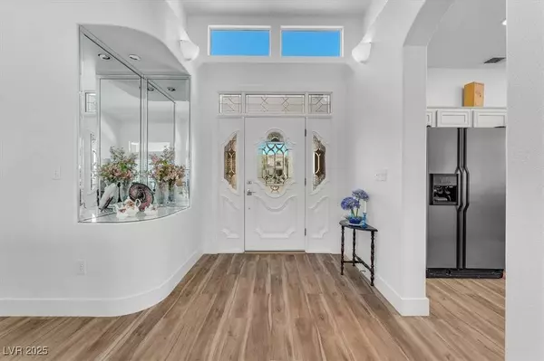 9916 Netherton DR, Las Vegas, NV 89134