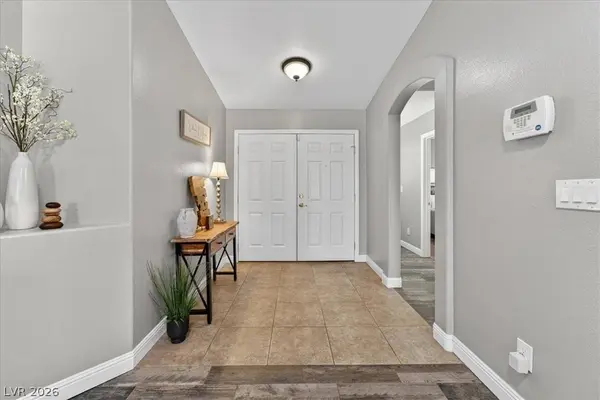6808 Hazelnut Garden ST, Las Vegas, NV 89131