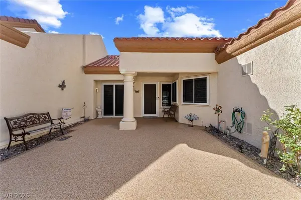 2400 Dove Valley CT, Las Vegas, NV 89134
