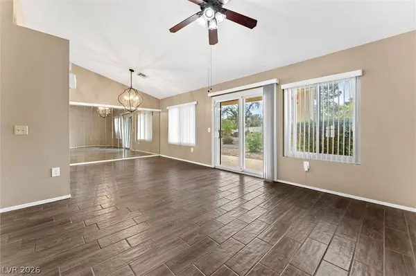 2400 Dove Valley CT, Las Vegas, NV 89134