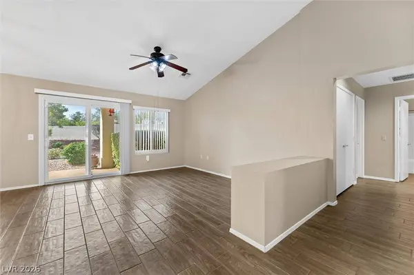 2400 Dove Valley CT, Las Vegas, NV 89134