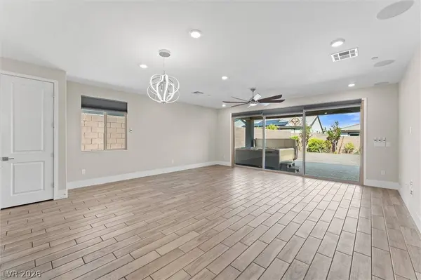 9584 Sard LN, Las Vegas, NV 89143