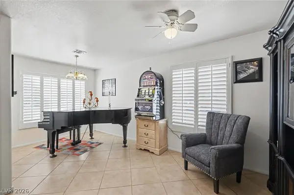7232 London Bridge AVE, Las Vegas, NV 89130