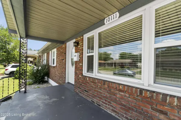10111 Normie Ln, Louisville, KY 40229