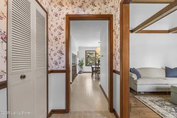 3904 Bonifay Ct, Louisville, KY 40299