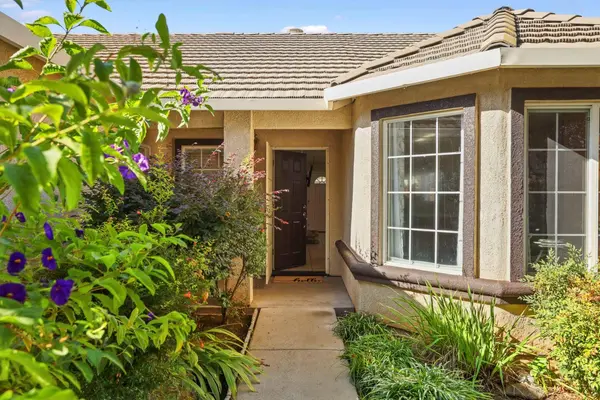 1505 Dreyfus LN, Modesto, CA 95355