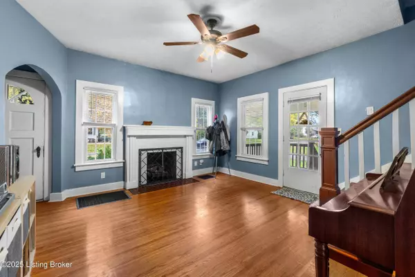 4902 Greenwood Rd, Louisville, KY 40258