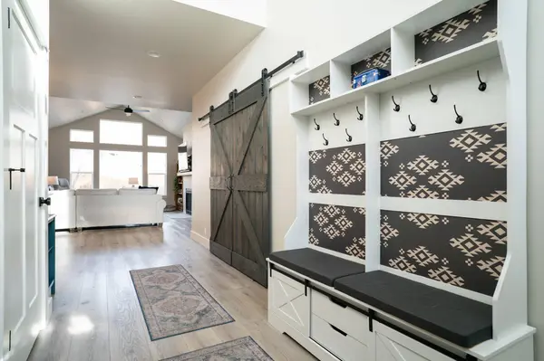 411 Chestnut LOOP, Bellevue, ID 83313