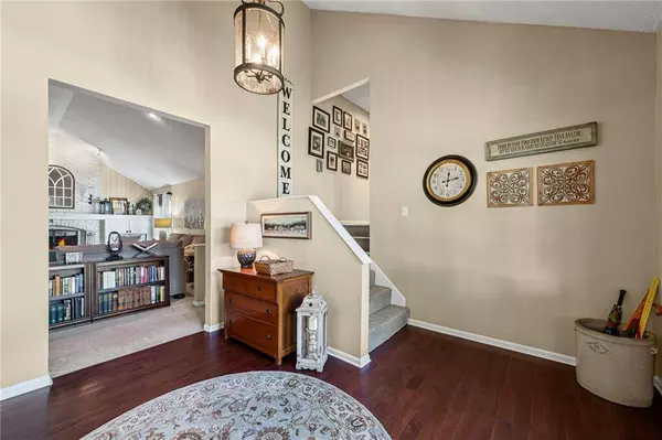 4318 Stonecrest DR, St Joseph, MO 64506