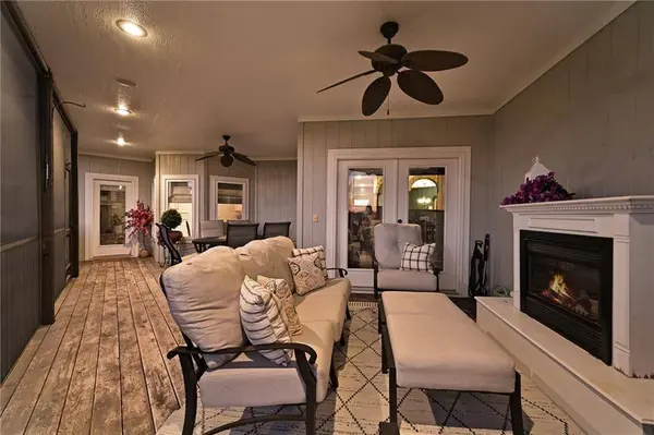 17660 NW 128th ST, Platte City, MO 64079