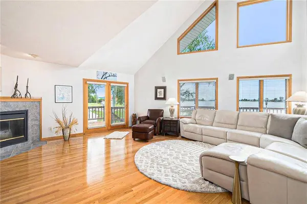 512 Lake Shore DR, Craig, MO 64437