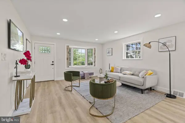 420 W 3RD AVE, Runnemede, NJ 08078