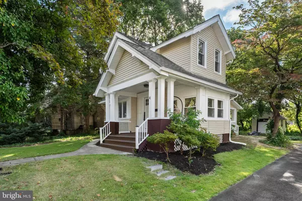 4 E HADDON AVE, Oaklyn, NJ 08107