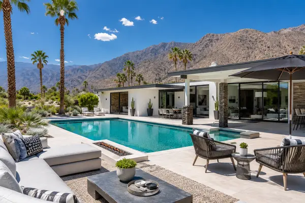 Palm Springs Luxury Real Estate: Trends, Lifestyle, and Why Now Might Be the Perfect Time to Buy