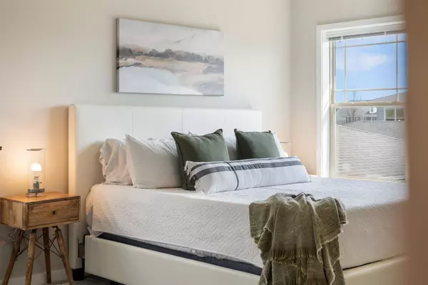 1513 O'Keeffe Avenue, Sun Prairie, WI 53590