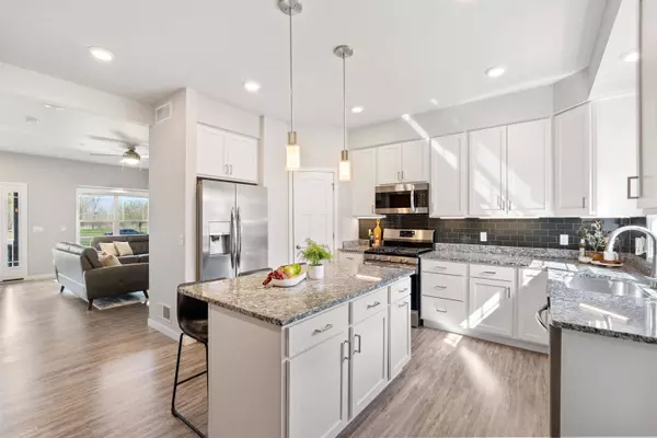 1513 O'Keeffe Avenue, Sun Prairie, WI 53590