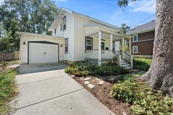 192 State Street, Oregon, WI 53575