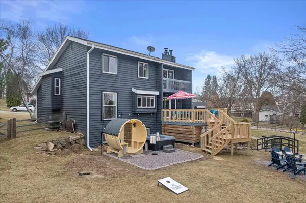 1074 Tinkham Trail, Baraboo, WI 53913