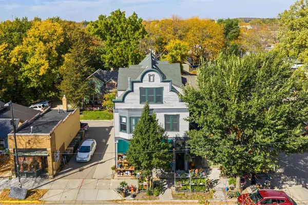 1356 Williamson Apt 2 Street, Madison, WI 53703