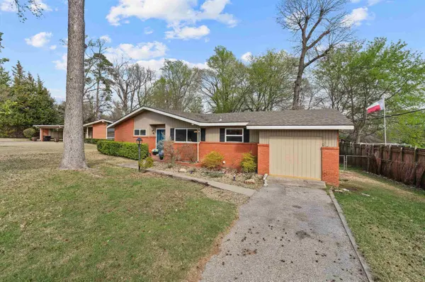 1202 Tulane Ave, Longview, TX 75601