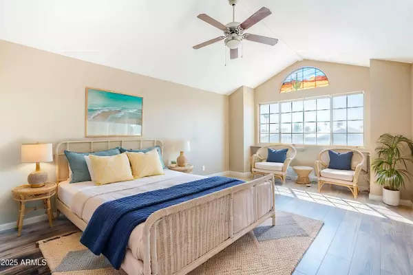 1321 W WINDRIFT Way, Gilbert, AZ 85233