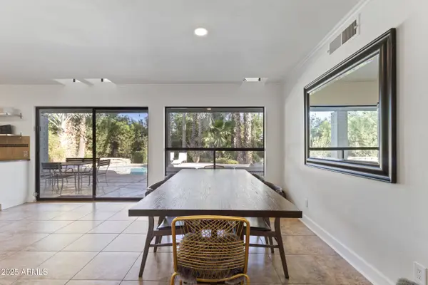 4938 E HEARN Road, Scottsdale, AZ 85254