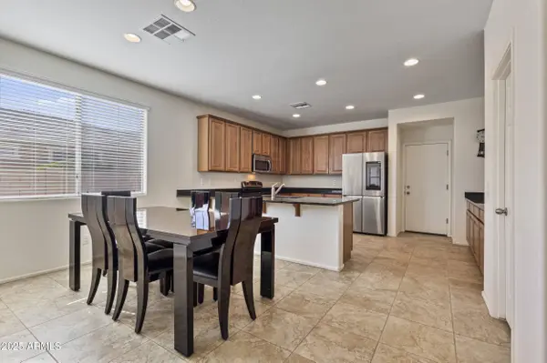 1093 E DORAL Avenue, Gilbert, AZ 85297