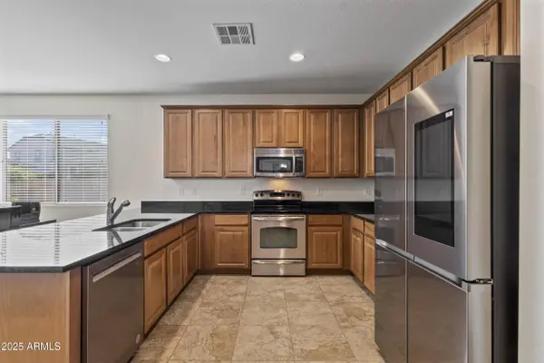 1093 E DORAL Avenue, Gilbert, AZ 85297