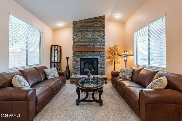 2930 E QUIET HOLLOW Lane, Phoenix, AZ 85024