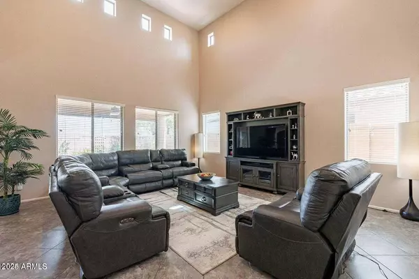 2930 E QUIET HOLLOW Lane, Phoenix, AZ 85024