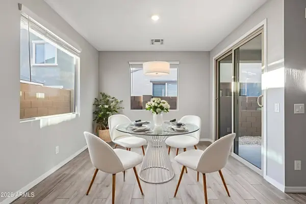 9426 E SATURN Avenue, Mesa, AZ 85212