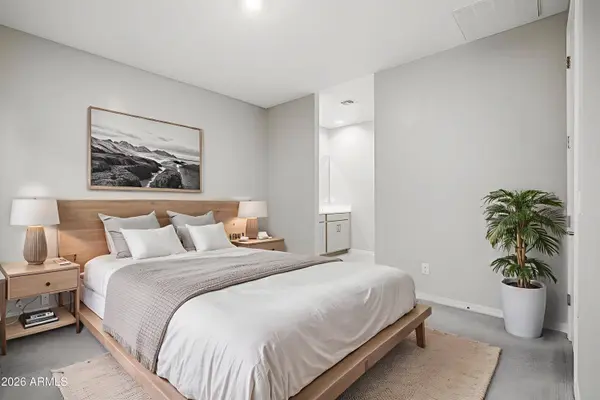 9426 E SATURN Avenue, Mesa, AZ 85212