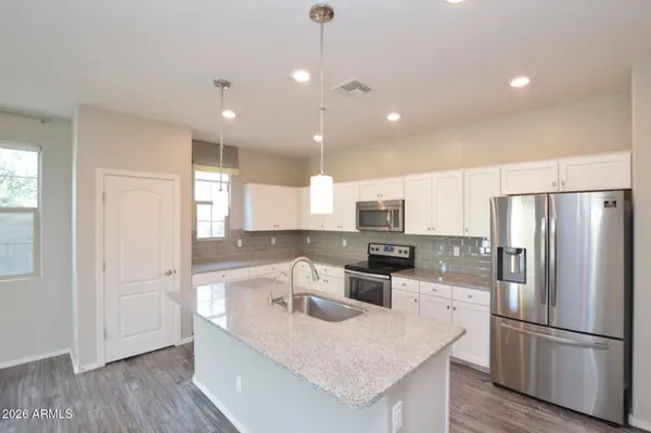 214 E Bluejay Drive, Chandler, AZ 85286