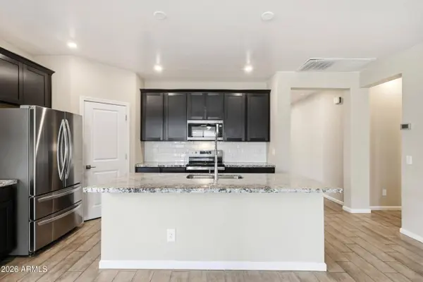 17821 W VILLA HERMOSA Lane, Surprise, AZ 85387