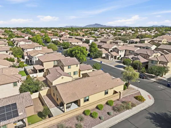 1784 W PELICAN Drive, Chandler, AZ 85286