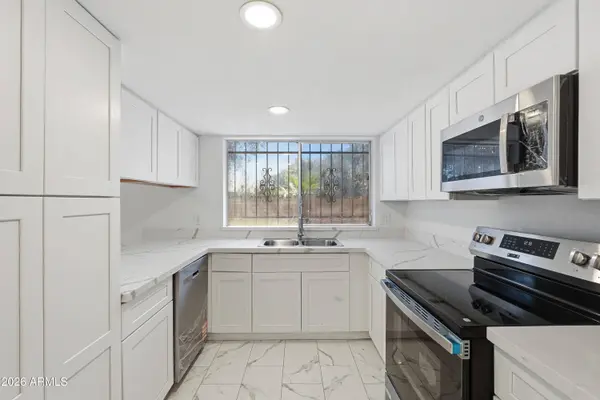 4427 W Dahlia Drive, Glendale, AZ 85304