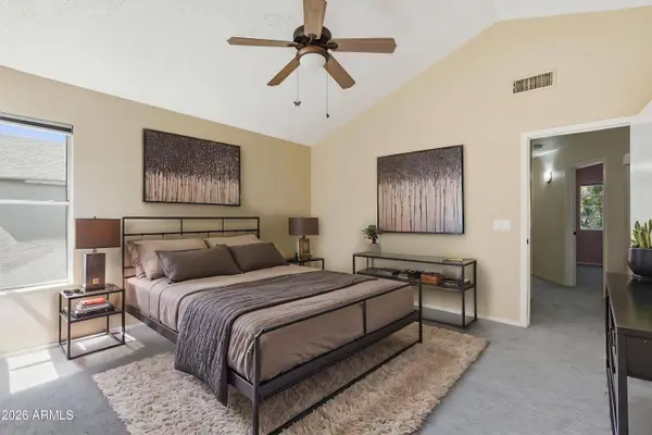 218 S RUSH Circle E, Chandler, AZ 85226