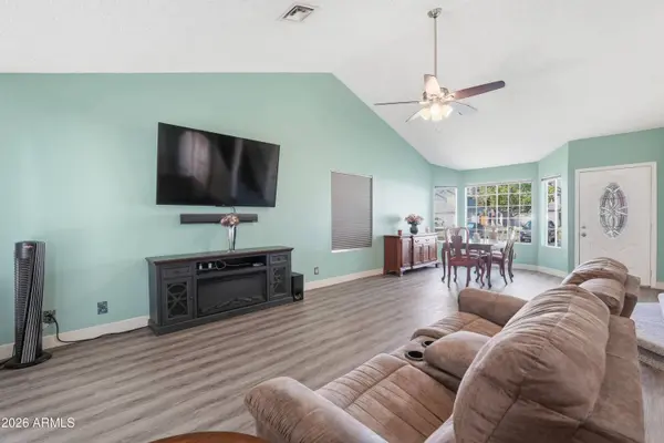 218 S RUSH Circle E, Chandler, AZ 85226