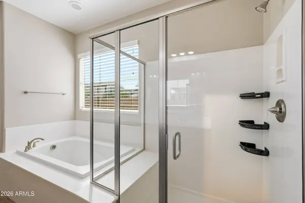 945 W YELLOWSTONE Way, Chandler, AZ 85248