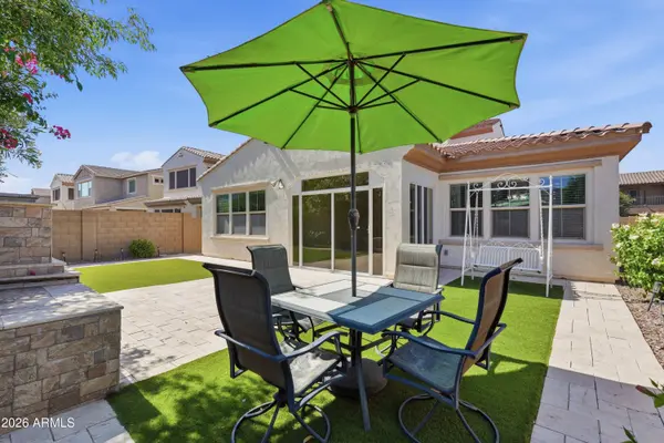 945 W YELLOWSTONE Way, Chandler, AZ 85248