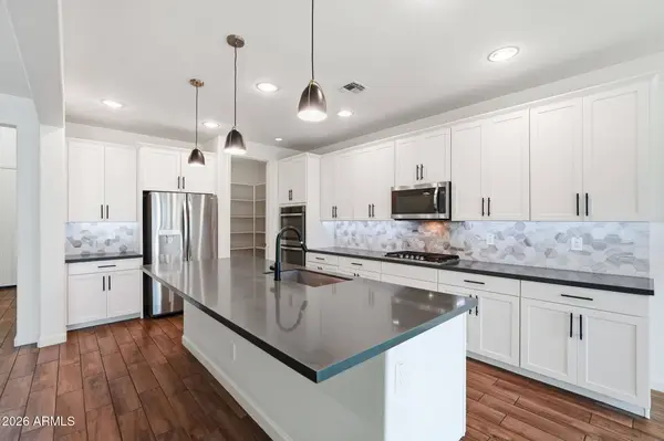 923 W YELLOWSTONE Way, Chandler, AZ 85248